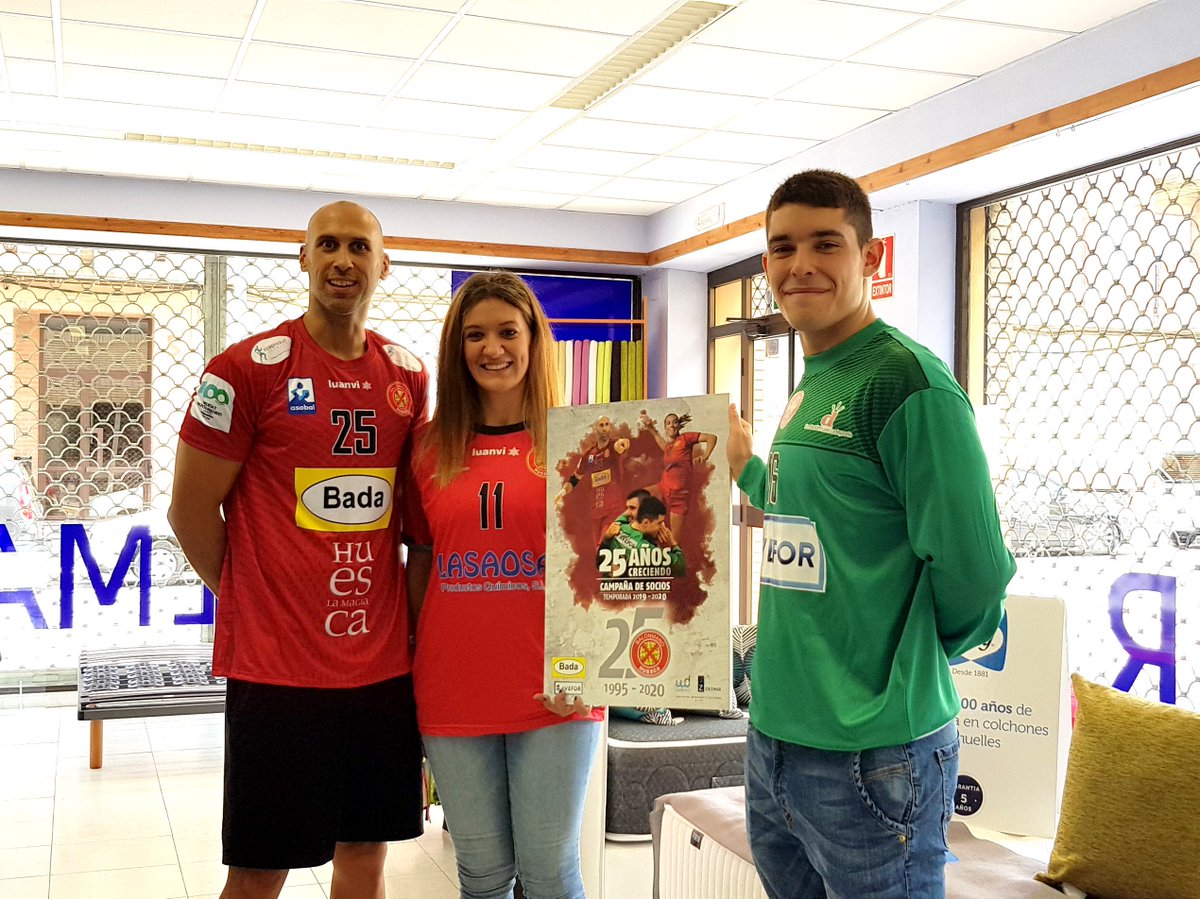 ‼️25 AÑOS CRECIENDO‼️ Hoy ha sido la presentación oficial la campaña abonados 19/20 en Colchonería Zerimar en la que han estado presentes <a href="/marcomira25/">Marco Mira</a>, <a href="/BrotoJorge/">Jorge Broto</a> y <a href="/cori_precup_11/">corina noemi precup</a> 

+ info 👉bit.ly/2NjJ6wE

Ya puedes comprar o renovar tu abono a través de nuestra web