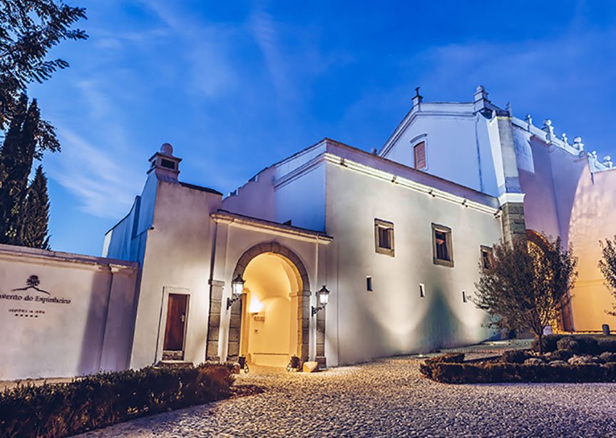 ClassicJrneys's tweet image. Our #HotelHighlight of the week is the beautiful @conventodoespinheiro located in Évora, Portugal. This stunning five-star resort is renovated from an 1834 monastery and was rated one of the best hotels in Portugal by @travelandleisure 😍 bit.ly/2P2bdCW