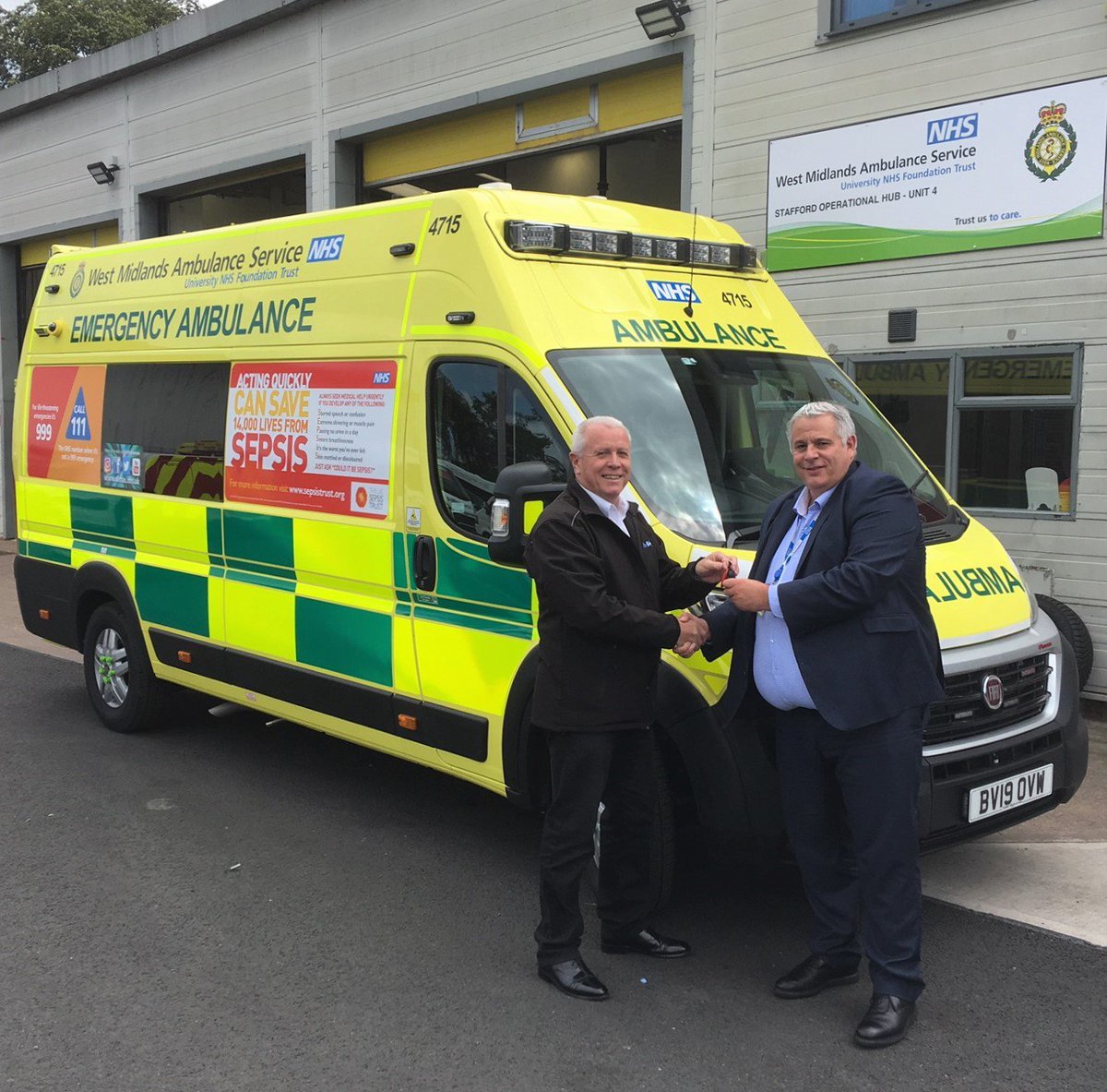 Remember we said we’re buying 300 new ambulances? Well the first one is here. Paul from @vcs_vehicle has handed over the keys to Tony Page who runs our Fleet. The ambulance is an amazing 210kg lighter than previous models making it the lightest and most advanced of its type.