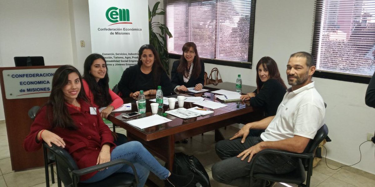 misionesrrpp's tweet photo. Etapa taller con fundación FSC Argentina. #MaratonRRPP  #ConsejoEnMovimiento https://t.co/MareY6hzZm