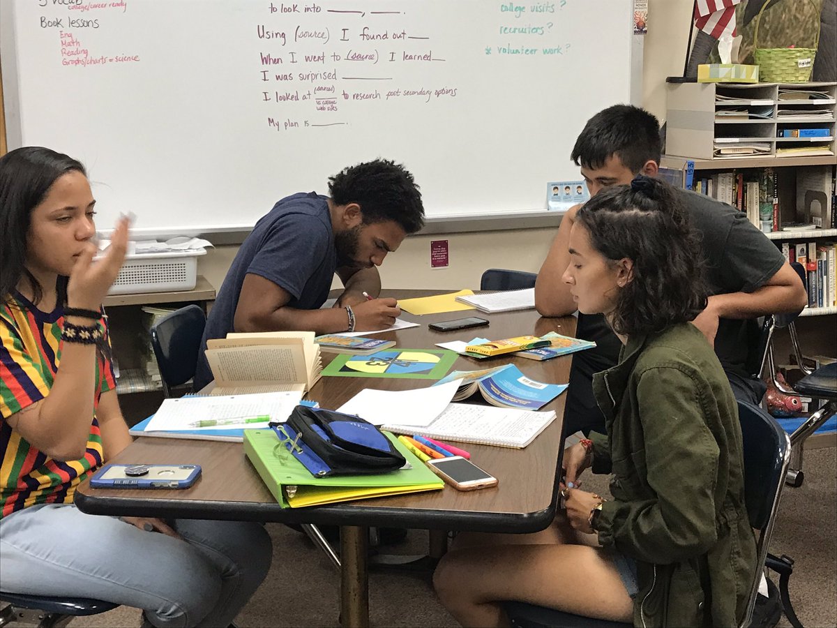 DW131's tweet photo. Discussing a plan for their quilt panels in #ape5 @OPS_Burke https://t.co/FOAEHl9DwB