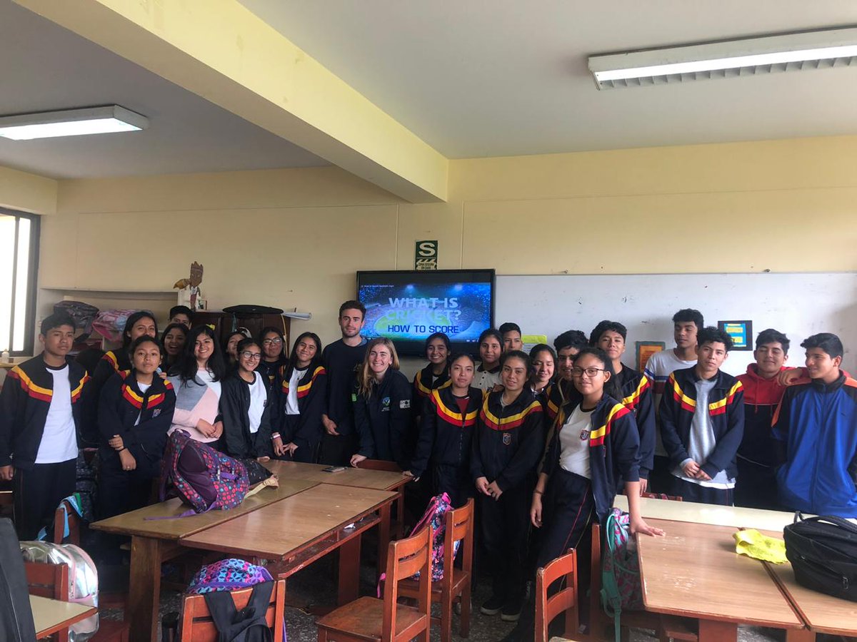 cricket_peru's tweet photo. In Comas today!!! Cricket development reaching further and further in Peru! Amazing kids, amazing attitudes #Cricket #Peru #comas @iccamericas @lafille2394 @BBCWorld @TheCricketerMag #criiio #entrylevelprogram @WSchultz44 https://t.co/EnAhVLqTQK
