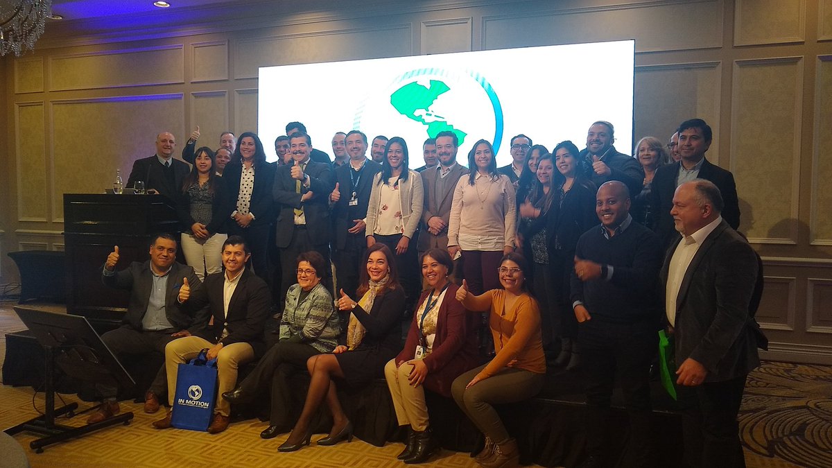 grupoinmotion_'s tweet photo. Agradecidos con nuestros clientes, asistentes y ponentes por acompañarnos en la #ExperienciaFigitalChile2019 
¡Gracias!
@Genesys_LATAM @HRoldanV #AceptaChile
#EventosInMotion #TransformacionDigital  #experienciafigital #customerexperience #ia #figital #InMotion #eventoschile https://t.co/lALElMghqD