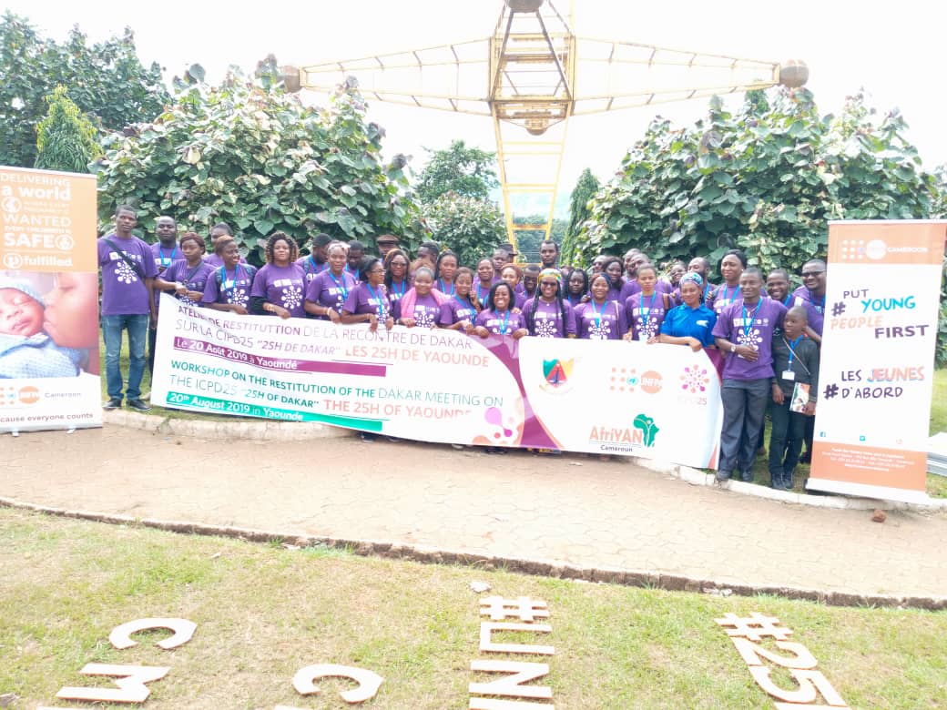 AfriYAN_Camer's tweet photo. Les #25HYAOUNDE ont tenu toutes leurs promesses,total succès. Merci @UNFPACameroon.
#ICPD25
#UNFPA50
#OnTheRoadToNairobi
#PutYoungPeoleFirst https://t.co/dx1ElkkMSC