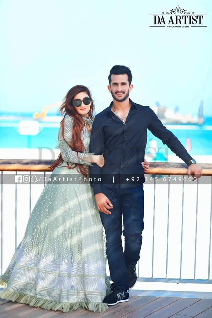 Saykhurram's tweet photo. Hassan Ali jb tk ghareeb tha tou ksi larki ko iss se TRUE LOVE nhi hua. Lekin Ab hogaya! https://t.co/A0cYElixQS