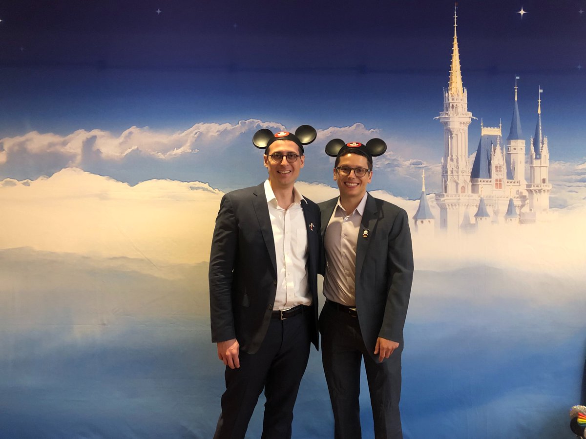 Braze's tweet photo. Our CTO/Co-Founder @jon_hyman &amp; VP of Growth @spncr_b will take the stage @DDAConference today (at 4 pm, Coronado Ballroom J-H) for their keynote presentation "The Growth Sweet Spot" — exploring how to find the sweet spot that brings together teams, data, &amp; tech. #DDAC2019 https://t.co/p7u6RtJ3U0