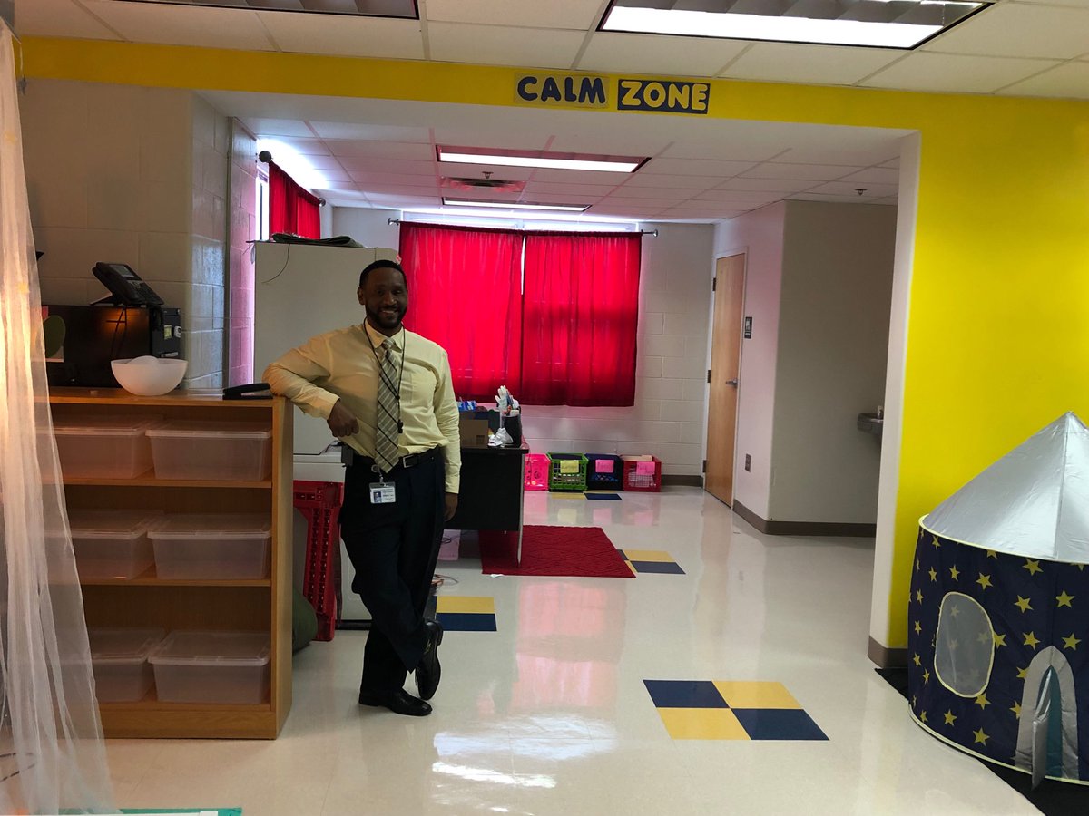 SELTownsend's tweet photo. Dunbar’s Mindfulness/SEL Headquarters ⁦@apsupdate⁩ @aps https://t.co/WBSSUYiwpk