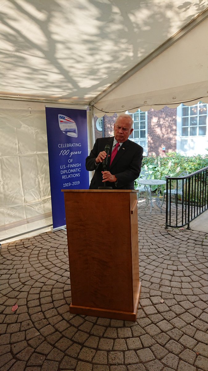 TainaPihlajanie's tweet photo. Celebrating 100 years of US-Finnish diplomatic relationa #USFIN100 The US ambassador says that we are trustees for the future and young people. Celebrating also the Fulbright program. @UniOulu https://t.co/gjSOv3FAH6