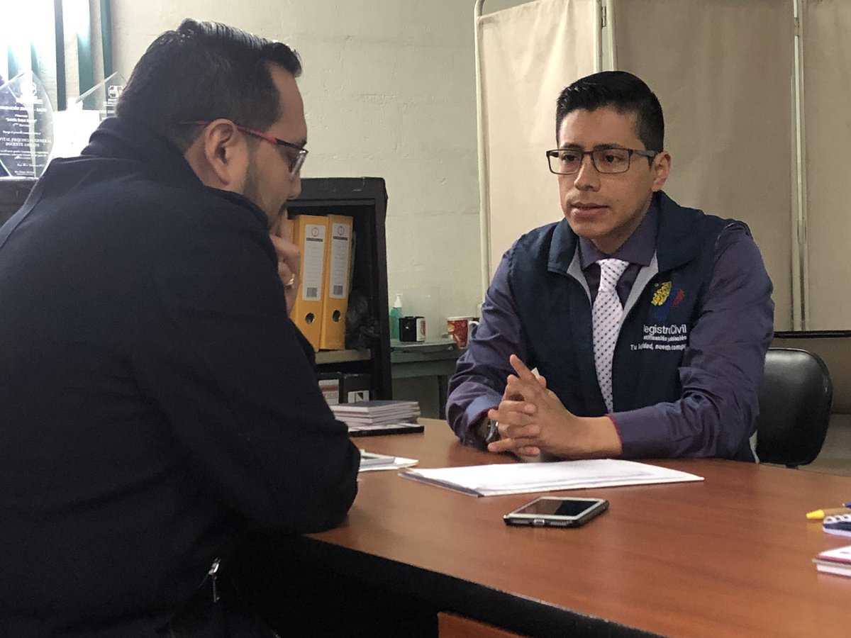 Cz3Alex's tweet photo. ZONA 3| En #Tungurahua llevamos un trabajo conjunto con el Hospital General #Ambato para inscribir de manera oportuna a los recién nacidos en nuestra agencia @RegistroCivilec en esta institución https://t.co/1qAty6NZZl
