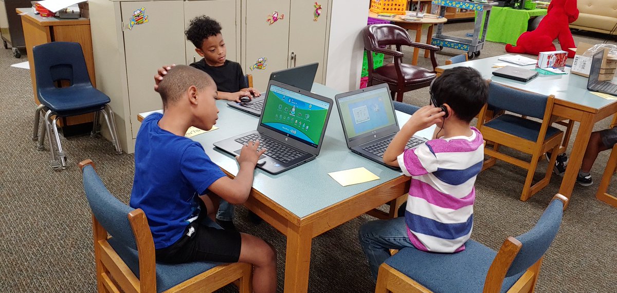 NGE_AplusSchool's tweet photo. 1st grade is the grade level of the week! Check out these amazing technology professionals using chromebooks in library class!

@ABSSWeb
#1stGradeRocks #SpecialsRock #GradeLevelOftheWeek https://t.co/hFz1MffKe4