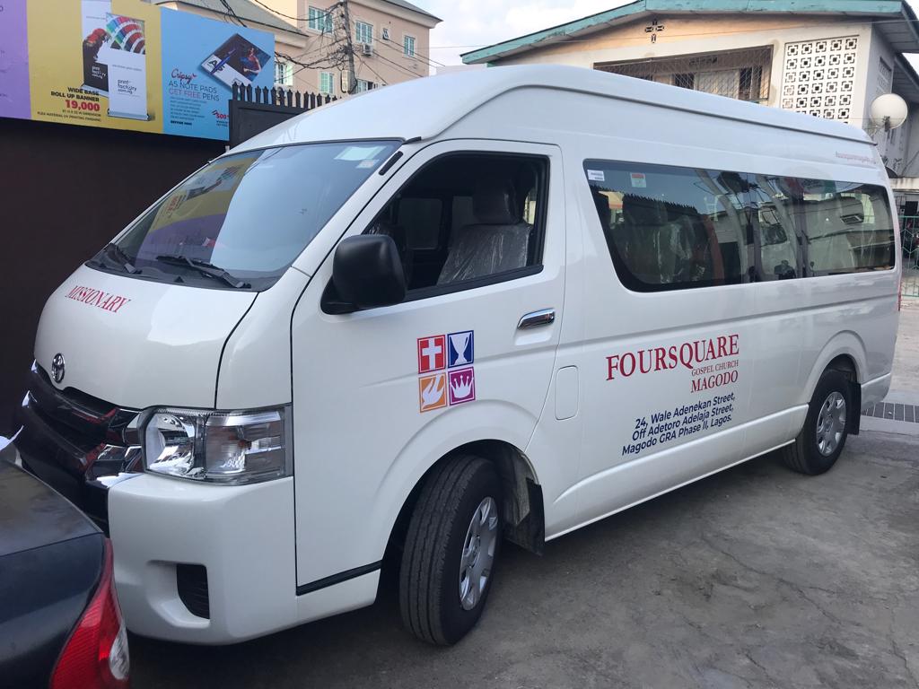 Printfactoryng's tweet photo. From ideation, design to the finished job we ensure you get the best. Looking to brand any vehicle? 
Talk to us Call/Whatsapp: +2348175169736 /+2349056871858 or CLICK the link: https://t.co/HAktfrXj2N

#printfactoryng #brandedcar #carbranding #lagos   #GIDITRAFFIC #TrafficChief https://t.co/dX8KEFD65W