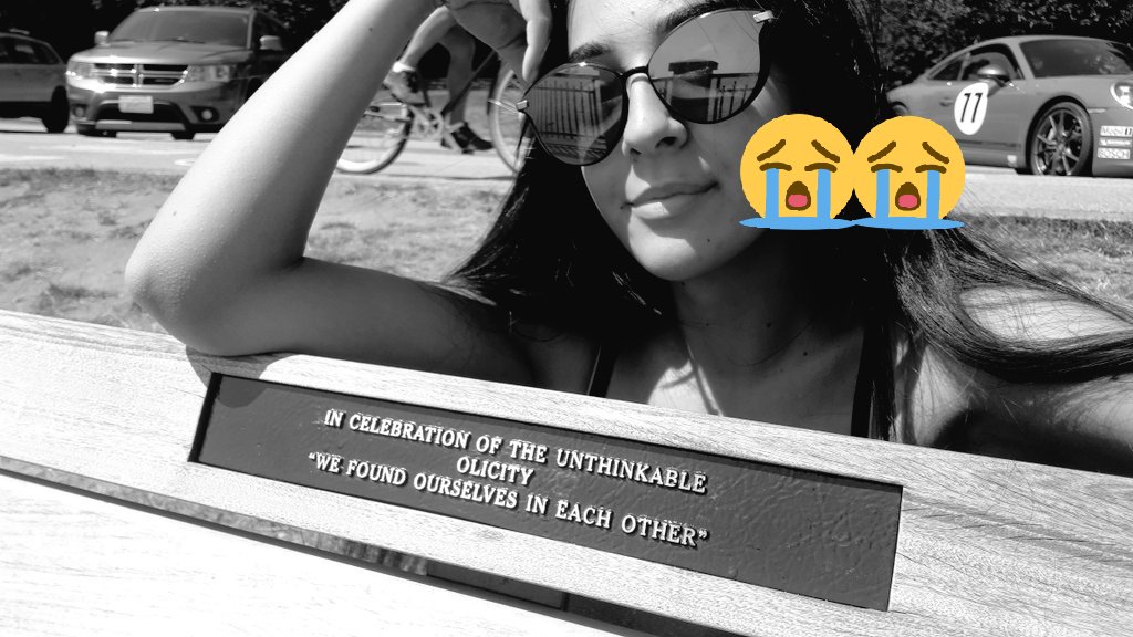 auroravcx's tweet photo. @adcgordon @lyricalarrow Well hi🤗 
I spent literally 2 days going around S.Park and turns out it's on the lighthouse point and it's literally the last bench! I am so glad I didn't give up, the feels when i found it are indescrivible CAN'T BELIEVE I'M HERE😭😍😍 https://t.co/NUwmVYaMIf