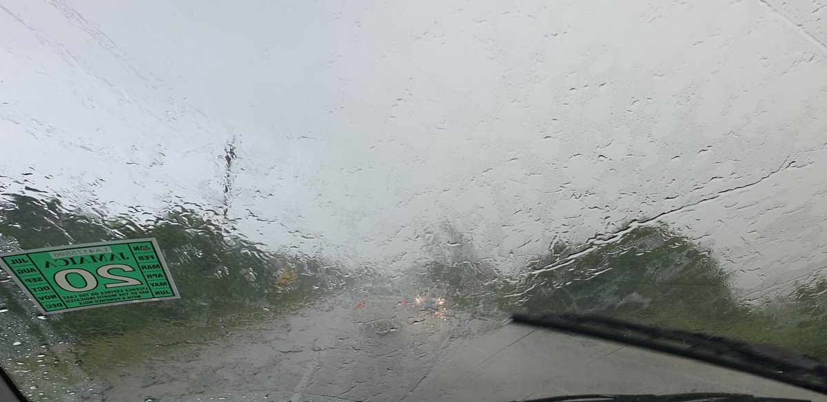yooneedmorejodi's tweet photo. In St. Ann now and man, if I didn't know there wasn't a hurricane in Jamaica right now I would swear we were in one! #RainAFall #BreezeABlow https://t.co/McY71J3RcP