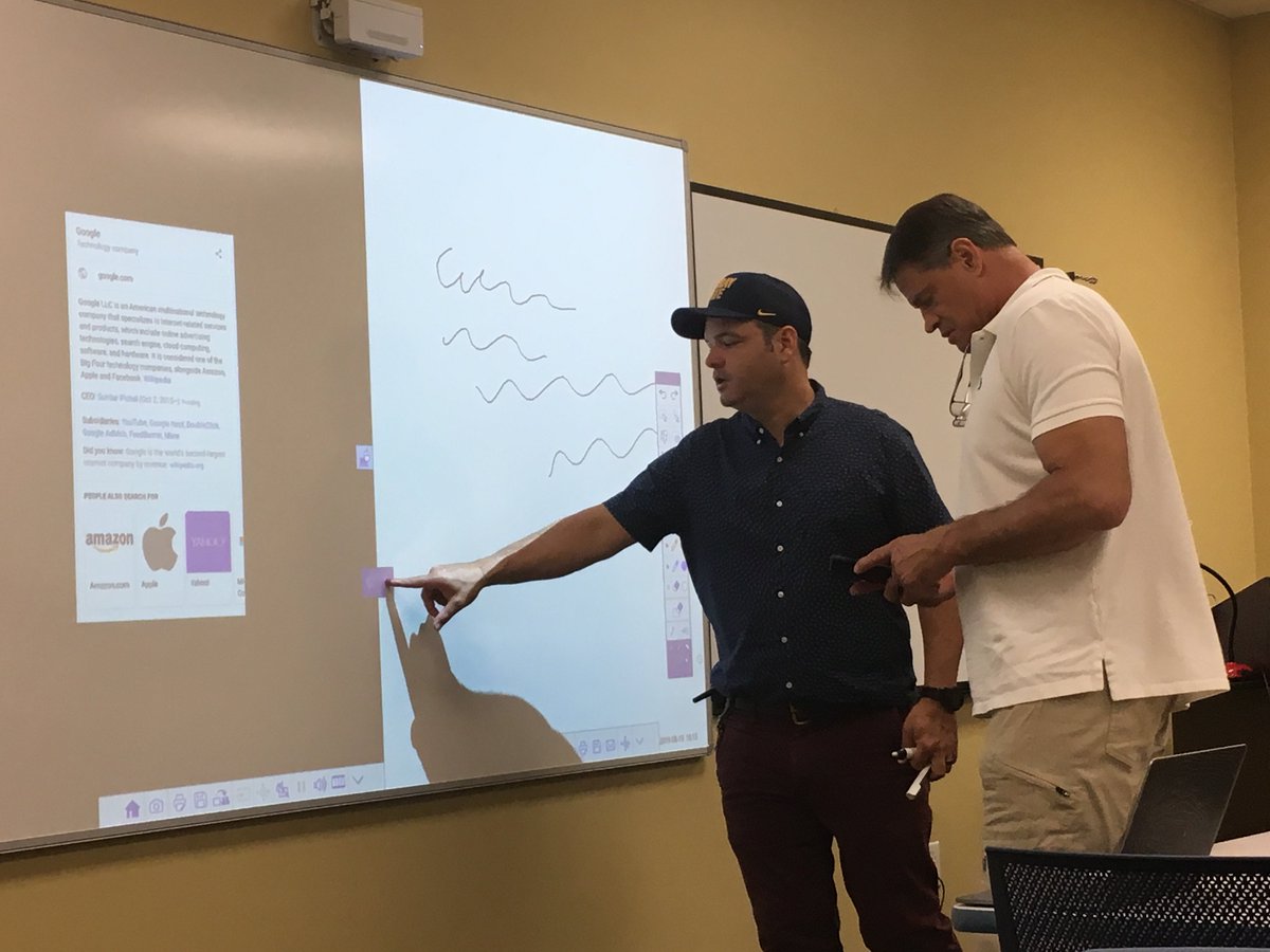 KATE_MSU's tweet photo. Worked with faculty at @murraystcoehs yesterday on using the new tech in their classrooms. Classes started today! #TeachTechMSU https://t.co/F1XNmPrMij