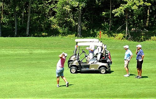 ALS_STLRegion's tweet photo. Thank you to everyone who came out for the Swing for a Cure Golf Tournament yesterday. It was HOT, but a great time. Your support helps people with #ALS live life to the fullest and in the search for a CURE. #ChallengeMe #HotAndHumid #STLSummer https://t.co/f7plqb0lIG