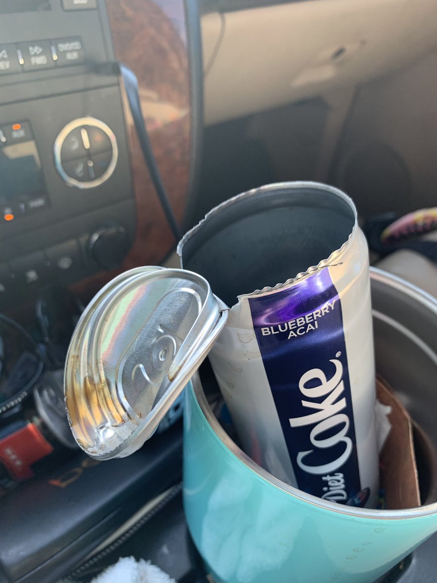 MrsFlowers_3009's tweet photo. How hot is it in Texas you ask? So hot that it blew the top off of my Diet Coke today!! 😳🔥😩 Oh. Em. Gee. Where is Elsa when you need her? 🤣 #imoversummer #iwannabuildasnowman #comeonfall #NeedaSecondJobToPayTheACbill https://t.co/vE5IMgLa2r