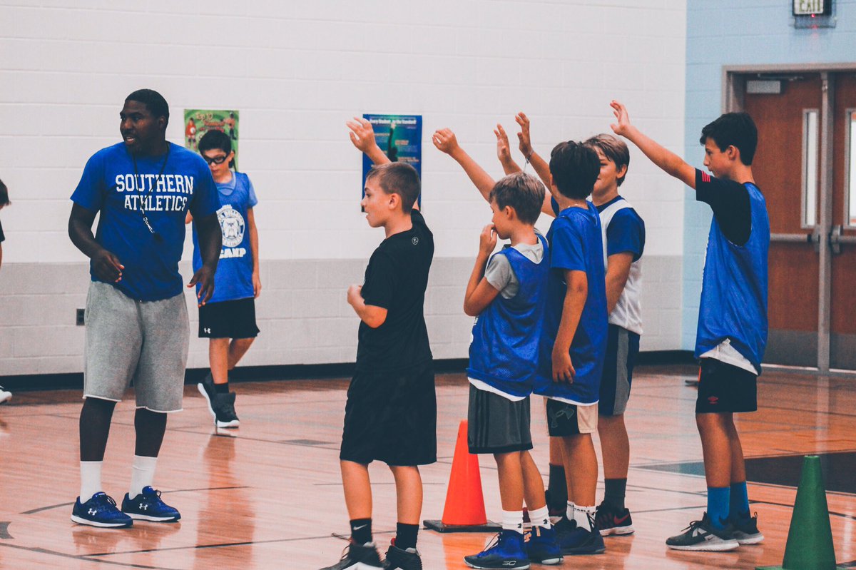 SouthernAAhoops's tweet photo. Day βπΎ #SCYA #Basketball #Camp https://t.co/Fp7Lfc18DC