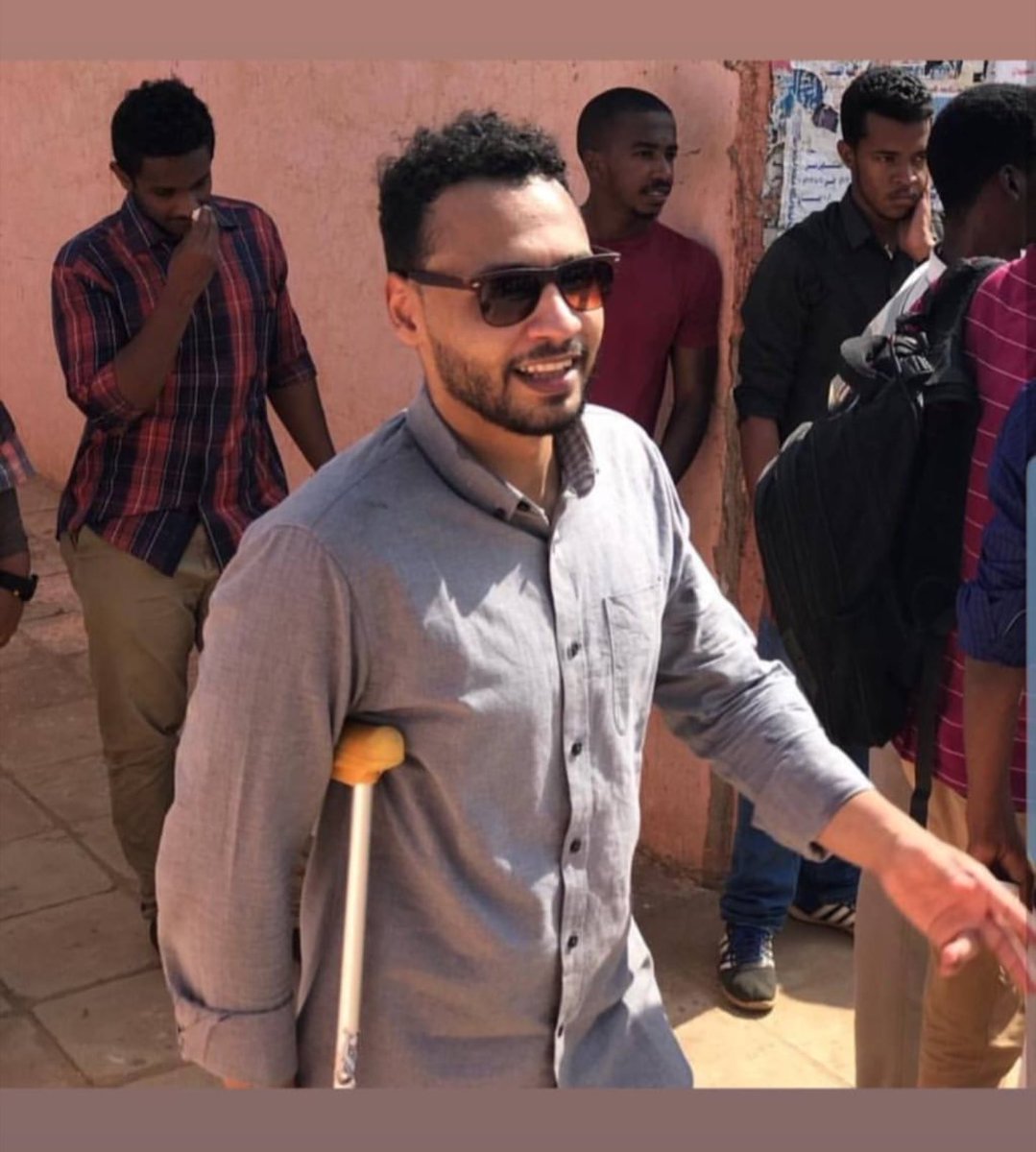 Rehab_Altayeb's tweet photo. بتمنى دعائي يكون واصلك، و بتمنى تكون في أحسن حال
اسأل الله ينزل الصبر و السكينة في قلوبنا و يجبر كسرنا 😔
و يارب لو في يوم الدنيا شغلتني و نسيت ادعي ليهو ذكرني
لو في يوم نسيت اتصدق ليهو كمان ذكرني

ستظل ذكراك خالدة يابطلنا 💙 https://t.co/6JyZjHZFTs