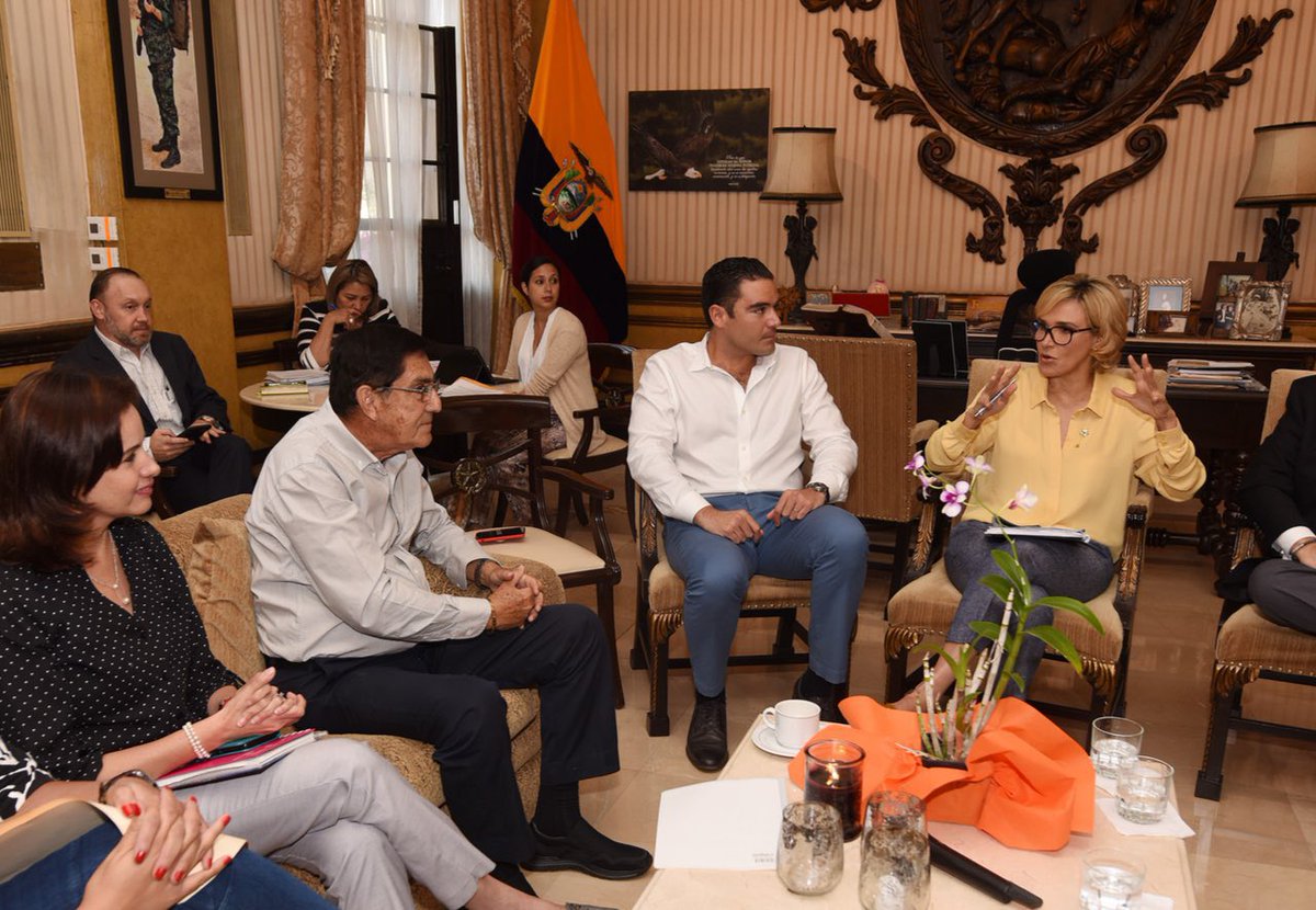 ¡Samborondón se suma a la coordinación del Plan Más Seguridad de Guayaquil! El Alcalde <a href="/juanjoseyunez/">Juan José Yúnez</a> expresó su compromiso con la seguridad ciudadana. La cooperación eficiente será bienvenida de todos lados.