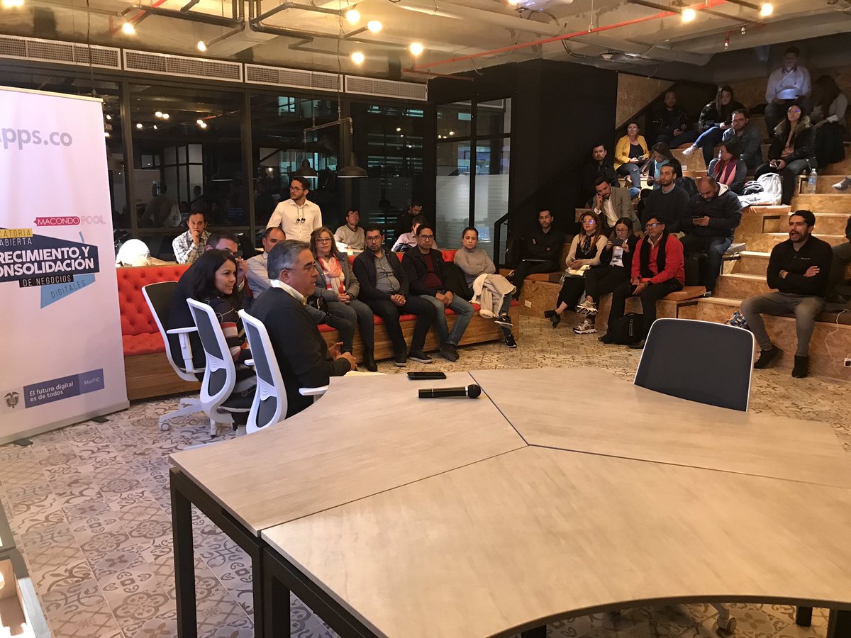 MacondoLab's tweet photo. #AEstaHora | #MacondoLab en alianza con la UT #MacondoPool junto con @Ministerio_TIC y su programa @AppsCo, socializan a los emprendedores la importancia que tienen las nuevas tecnologías e innovar en las empresas. Con los invitados especiales: Isabela De Avila y Felipe Ordóñez https://t.co/bJaCg7j9Hv