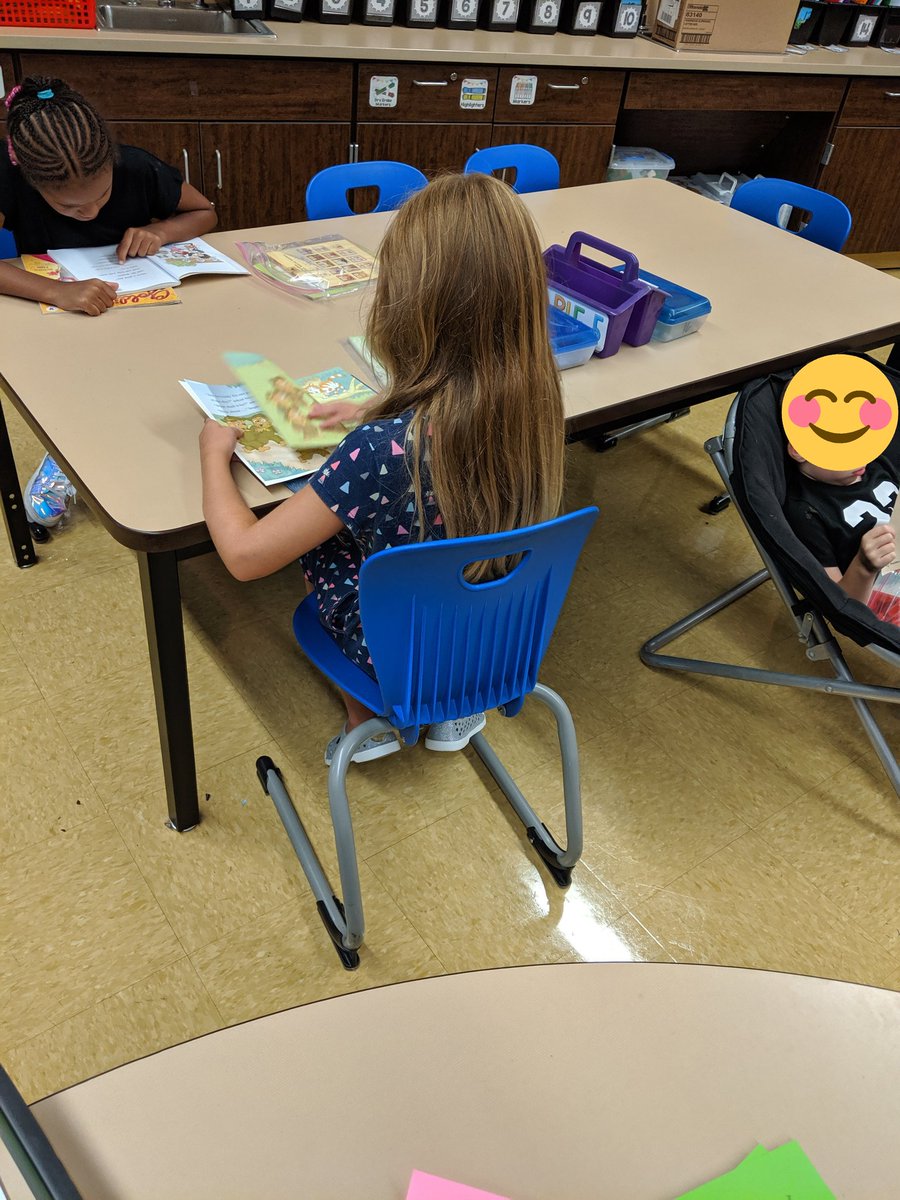 mrslawrence2nd's tweet photo. Day 2 and we are building stamina in Read to Self!! Students were focused and excited ๐ #soproud #lovereading #2ndgrade #howtoreadastory #arrowoodbucs #MyOhioClassroom @arrowoodbucs @XeniaSchools @LeslieSingleto7 https://t.co/em1bccTIKk