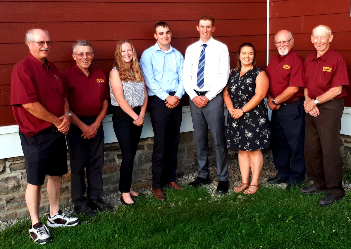 Congratulations to the 2019 OVSGA scholarship winners Cassie Allen- Alfred, Jeremy Chevalley- Moose Creek, Jordan Robinson- Osgoode, Vicki Brisson- Embrun! Recipients accepted their scholarships at today's AGM!