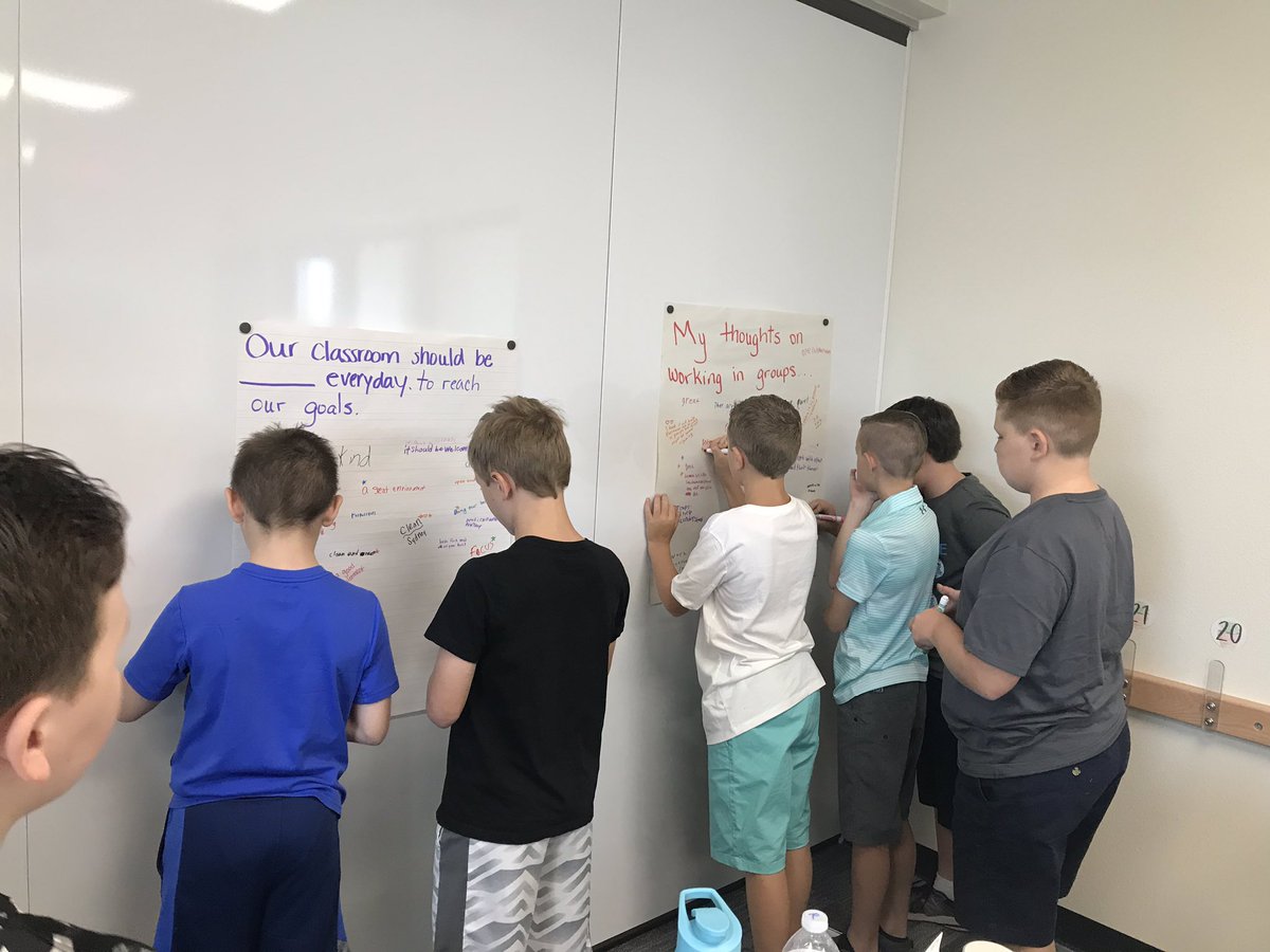 mrsmegwalker tweet media