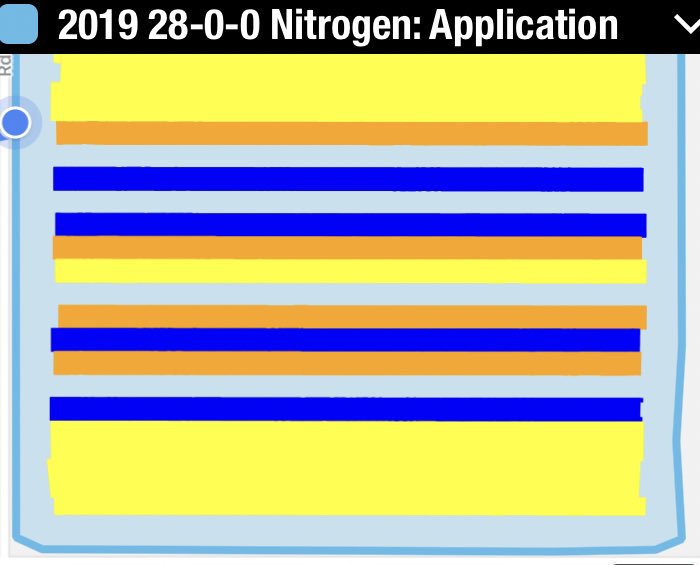 CameronHild's tweet photo. @MbPulseGrowers #OnFarmNetwork #pinto #ediblebean #Nitrogen Trial. High N & no N strips showing up nicely! #Harvest19 shortly. @kpmacmillanUM @DennisBeanLange https://t.co/pyP3qz0K5u