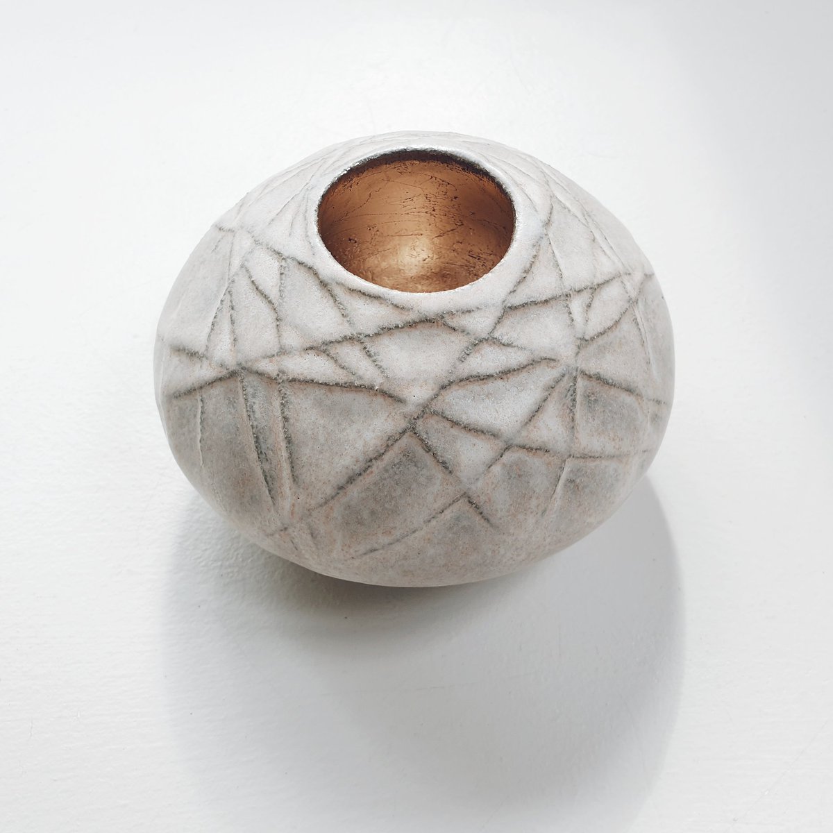 Finished nest form.  Now with added gold 💛