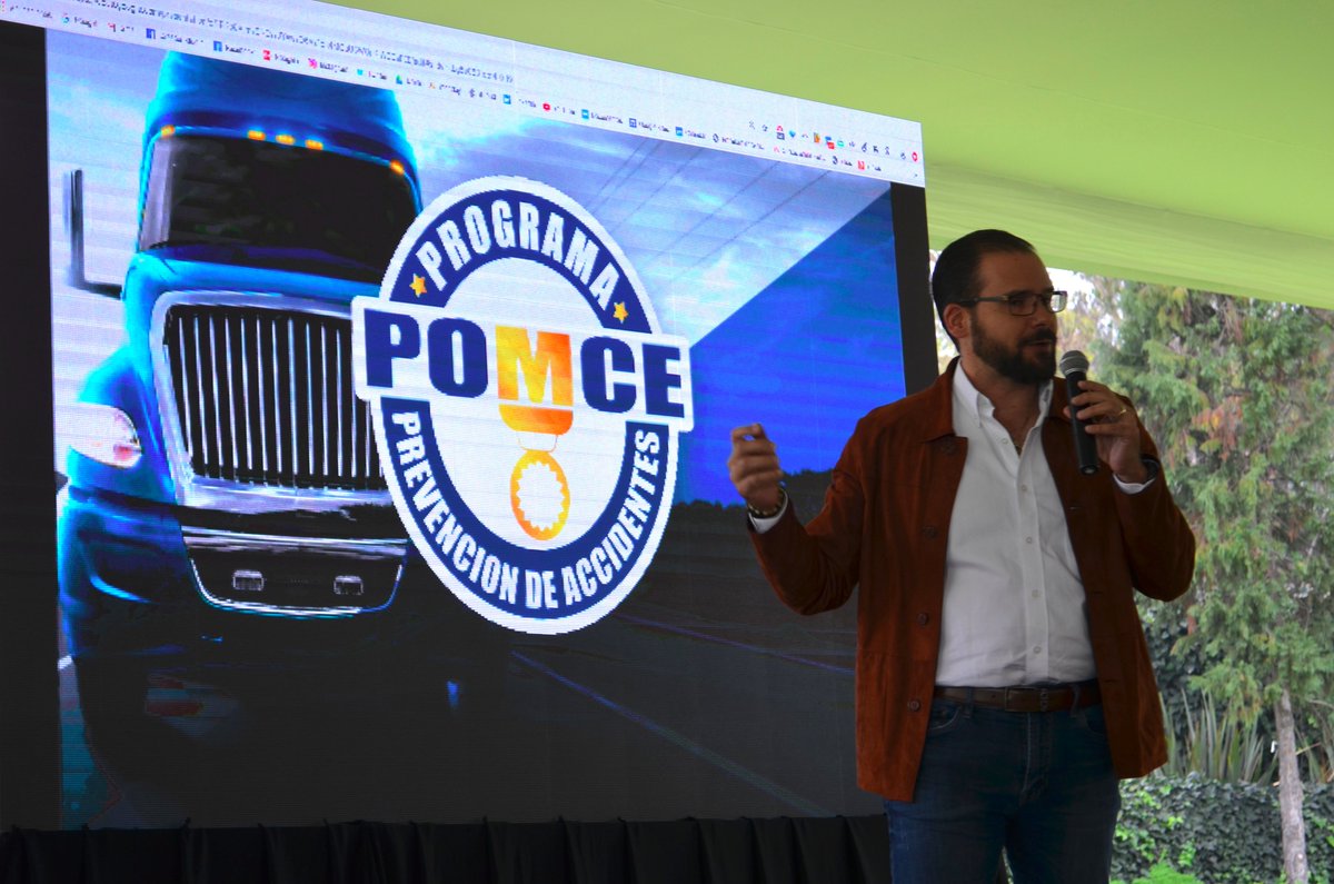 RevistaAT2000's tweet photo. @tdr_logistica realizó la 21 edición del #POMCE, a través del cual reconoció el desempeño de los mejores #operadores y #técnicos de la empresa, con un especial énfasis en la #SeguridadVial, rubro en el que la compañía ya cuenta con la certificación #ISO390001. #Autotransporte https://t.co/g5W7AvGVRv