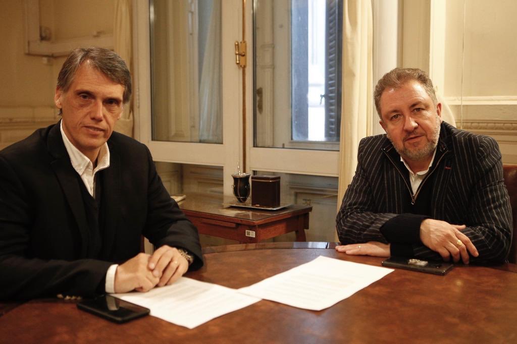 Con el presidente del bloque Frente de la Concordia Misionero, que integra el interbloque <a href="/ARFederal/">Argentina Federal 🇦🇷</a>, nos reunimos para analizar el impacto para las provincias de las últimas medidas anunciadas por el Gobierno nacional y la actual situación en este contexto de crisis