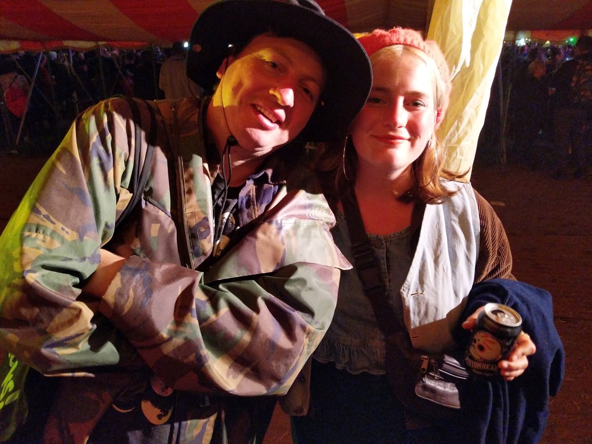 HeinzJunkins's tweet photo. . @KatyJPearsonnn and I having our important music video meeting late on Sunday that neither of us really remember. Don't worry, i'll sort it in post. #greenman #fulltimeprofessional #art https://t.co/SweEb54iHU