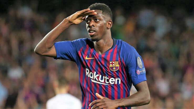 HinchadaTv's tweet photo. Me parece gracioso como los que critican a Dembélé por sus lesiones, son los mismos que quieren traer a Neymar de vuelta por 200M€, aún que se lesione más que el mosquito.🤨😤 #DembeleIN #Dembele #20Ago https://t.co/4C6DeHoTca