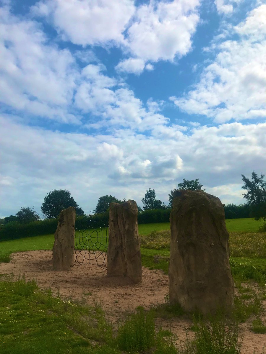 LeanneBuchan's tweet photo. Had a tour of Rotherham parks and green spaces today: 11 urban parks, 25 recreation grounds, 106 play areas, 1,800 play assets &amp; 1,270 allotment plots - that’s a lot of nature, fun &amp; play! https://t.co/yvCvhd9RpW