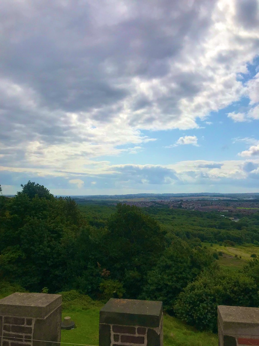 LeanneBuchan's tweet photo. Had a tour of Rotherham parks and green spaces today: 11 urban parks, 25 recreation grounds, 106 play areas, 1,800 play assets &amp; 1,270 allotment plots - that’s a lot of nature, fun &amp; play! https://t.co/yvCvhd9RpW
