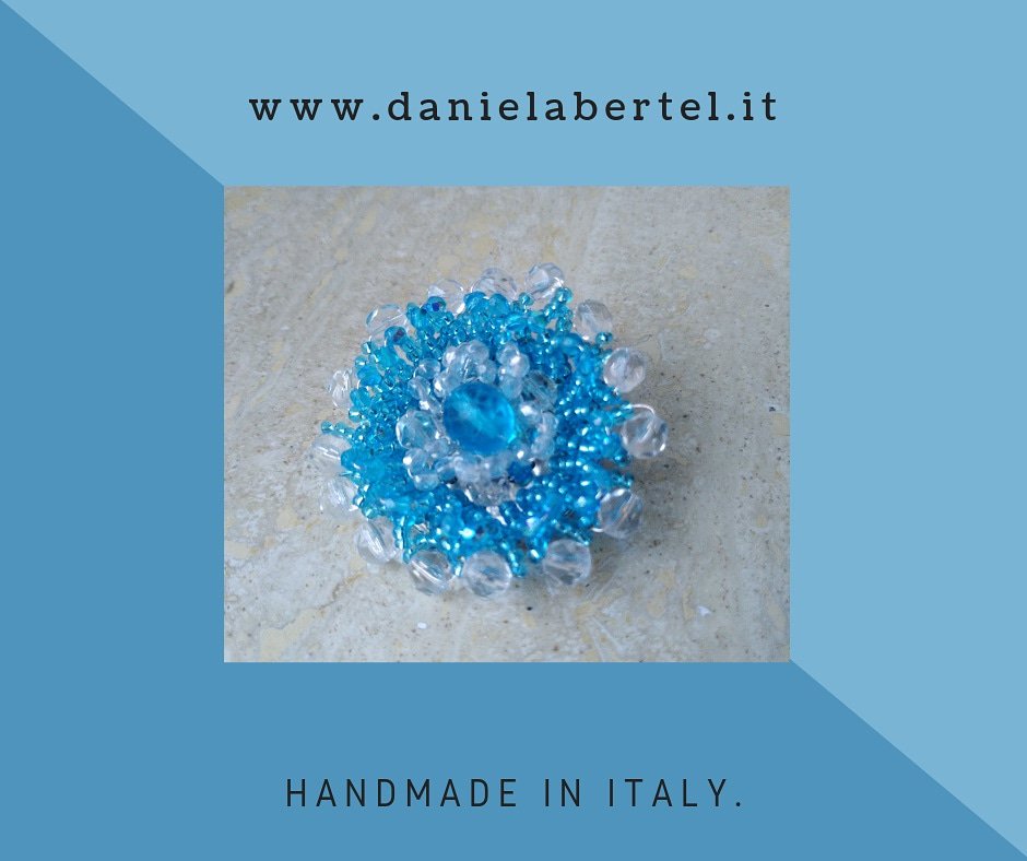 DBertelBambole's tweet photo. Daniela Bertel 
Collezione Frida 
Spilla intrecci color 
acquamarina
#danielabertel
#HamdmadeinItaly
#Handmadecraft
#Aluminium #jewelry
#Accessories #woman https://t.co/LuEgRkqQZa