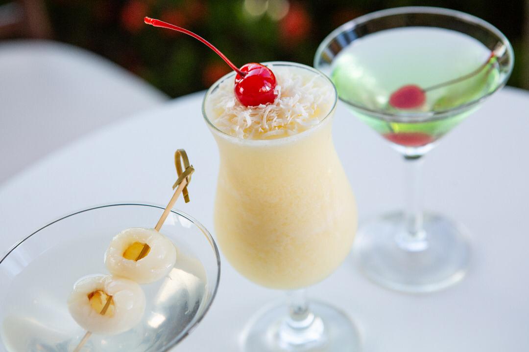 LaFontanaDoral's tweet photo. HAPPY HOUR!!! 🎉All drinks half price 🍻🍹 Monday through Friday from 4:00 till 7:00 pm 🕓 .
.
#lafontanaristorante #doral #doralmiami#miami #doralfood #happpyhour #drink#drinks #italian #italianrestaurant#italianfood #doraldrinks 🍻 https://t.co/RA5mpvjW3q