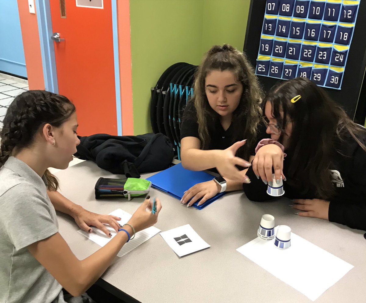 AdamsonHDMM's tweet image. Low tech reintroduction to coding and computational thinking. Always a fun way to get kids thinking about being explicit in their coding. Your robot can’t read your mind... it can only do what you code it to do.