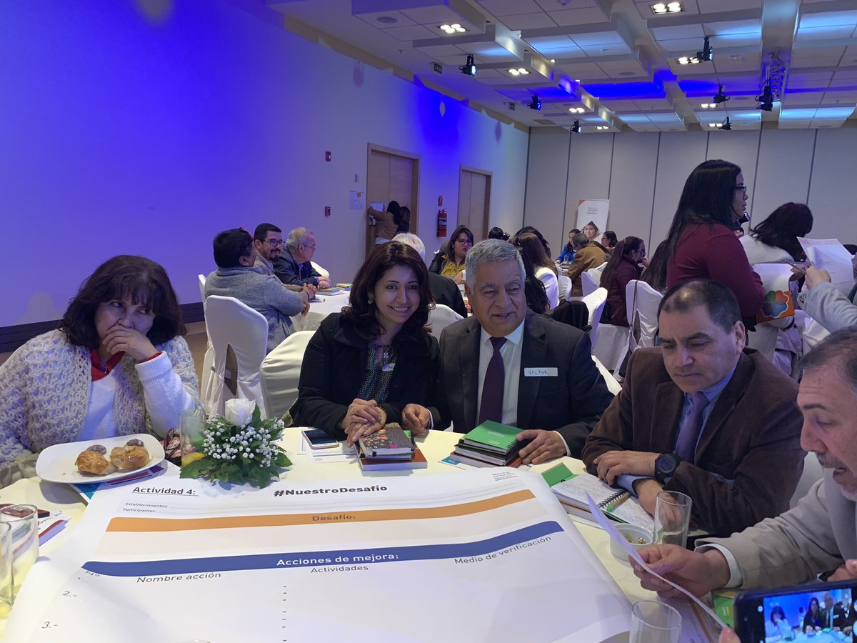 floranormilla's tweet photo. @GCortesLutz @agenciaeduca Gran Jornada de Trabajo con la Agencia de la Calidad de la Educación. Grandes desafíos y oportunidades de mejora para nuestra escuela , alumnos y sus familias. @ccorreahe https://t.co/Ju9FdVqDVA