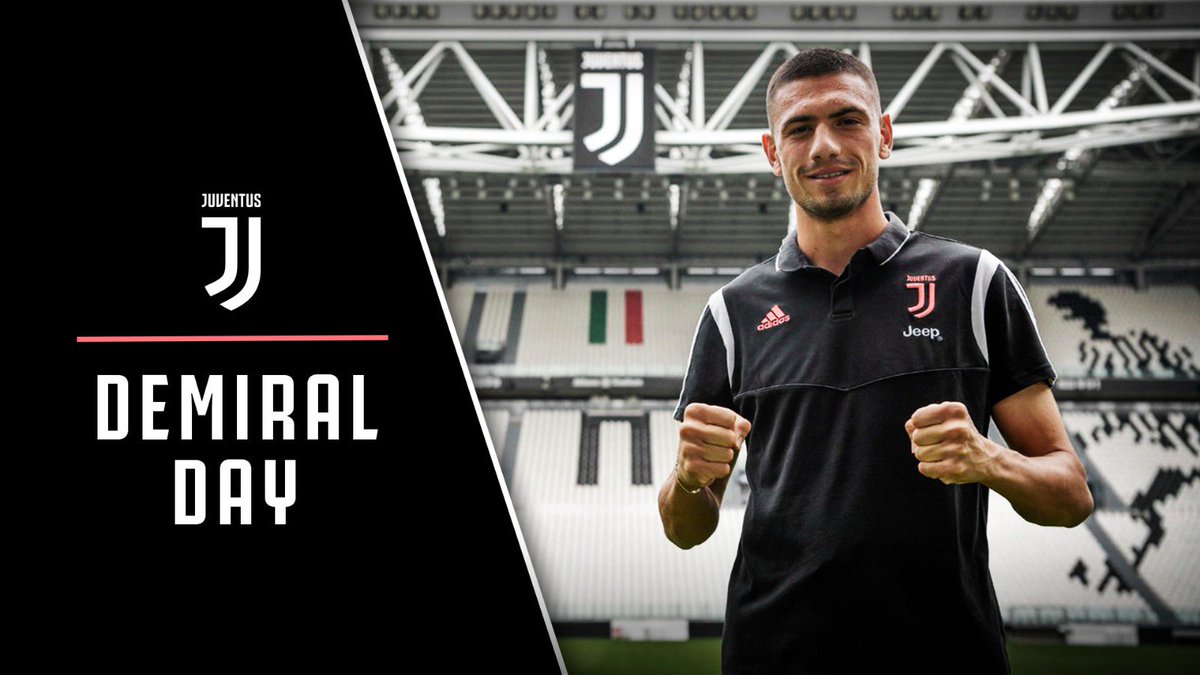 juventusfc's tweet photo. Il Demiral Day ⚪⚫
🎥 https://t.co/zHq5Qayj1b
#WelcomeMerih https://t.co/LrDi3M2kol