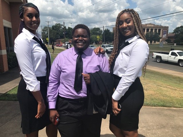 WileyUniversity's tweet photo. Juntos, Wildcats! Students smile brightly as they enjoy fellowship just after today's Fall Convocation in the Julius S. Scott Sr. Chapel. 
#Juntos #Itsonlyjustthebeginning #wildaboutwiley #goforthinspired #fallconvocation2019 https://t.co/3NJNS3gFqu