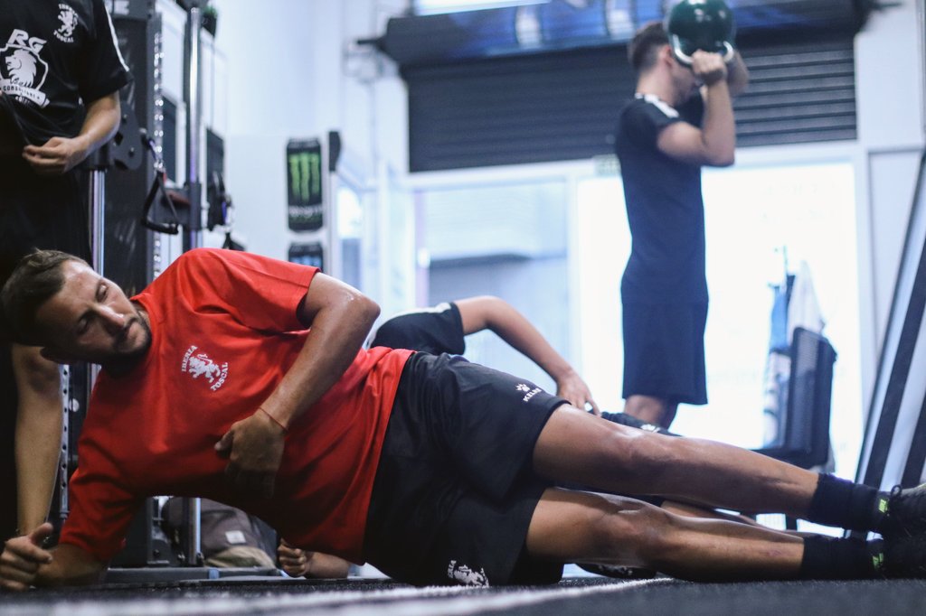 IberiaToscal's tweet photo. Segunda jornada de pretemporada con sesión en el Centro de entrenamiento y preparación física Time Fit.
📍Avenida San Sebastián, 97.
#TIMEFIT https://t.co/UDYG3XhZQV