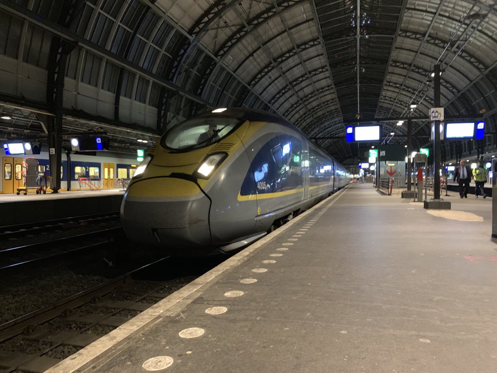 swlines's tweet photo. Journey over for #es9150 at Amsterdam Centraal. https://t.co/KD7lC93J6E