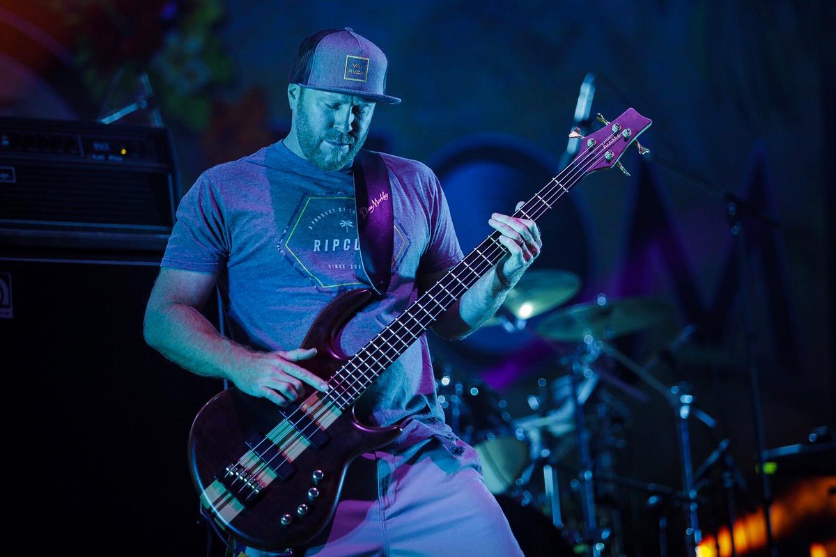 sunsplash_es's tweet photo. NOW @SlightlyStoopid LIVE HERE https://t.co/VHMKq2Y1Te https://t.co/0K5x6Qkr3Q