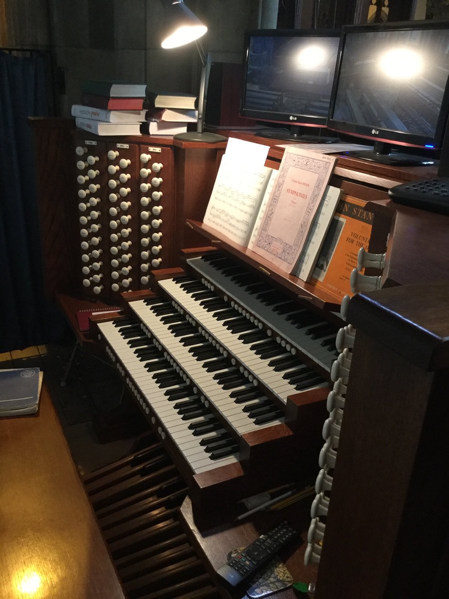 BSEWolf's tweet photo. A fabulous morning practicing on the wonderful organ at Inverness Cathedral. A truly awesome experience @invcathedral https://t.co/VQwUoNTYpm