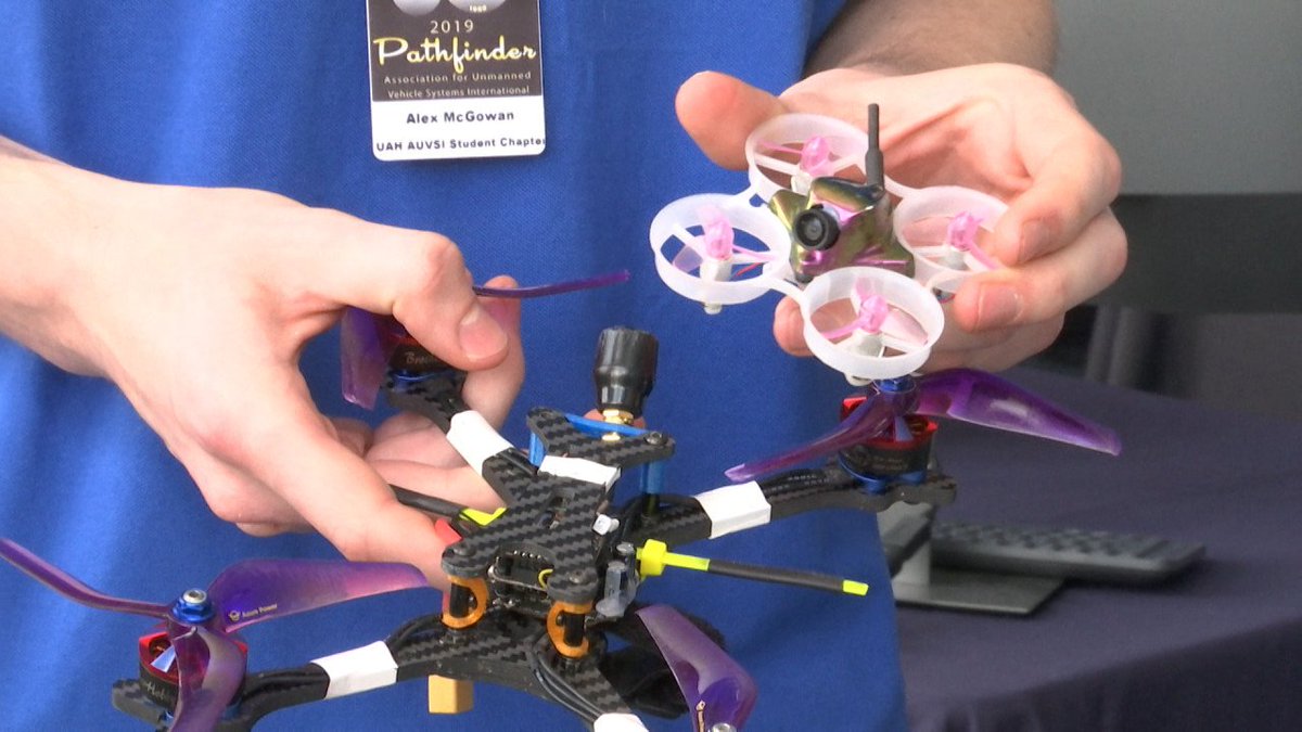 AUVSI's tweet photo. Eye in the sky: Use of #drones expands in #publicsafety

https://t.co/PYxAywORB8 https://t.co/yvGgJ6zkbT