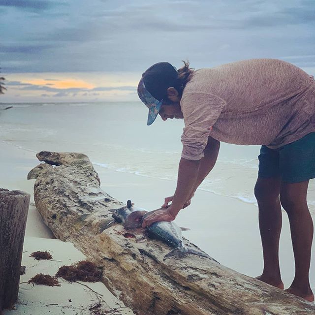WinfliSailtrip's tweet photo. El amigo Gabi, buen marinero y mejor pescador,siempre con una gran sonrisa! 🐟🐠🐡🦈🐙🦞🦀
Our friend Gabi, good sailor and better fisherman, always smiling!

#winflisailtrip #wildlife #hacersealamar #local #delmaralamesa #sailor #sailinglife #localpeop… https://t.co/DNqOfbo8uv https://t.co/c9MMO49FQB