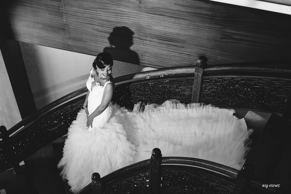 bigviews_'s tweet photo. Eden's dress ❤💕💕
 #bigviews https://t.co/ohMXQO0YfP