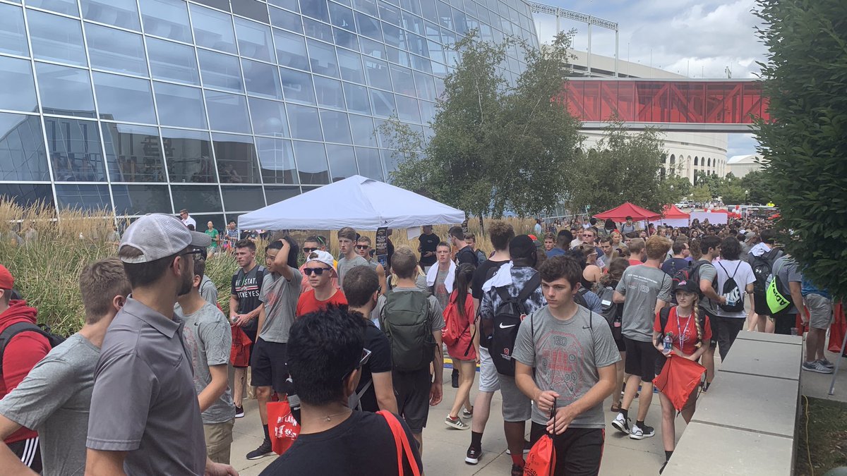 StudentLifeOSU's tweet photo. Thank you to all who joined us yesterday for @BuckiFrenzy! Please take a few minutes to share your experience with us: https://t.co/EWa8y2UAtO https://t.co/Lk5qz2spzU