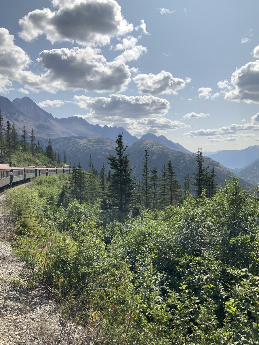 dashawetz's tweet photo. Cruising beautiful Alaska with my mom! Love the glaciers and mountains. #MustangsSummer https://t.co/hdoI9IYAB6